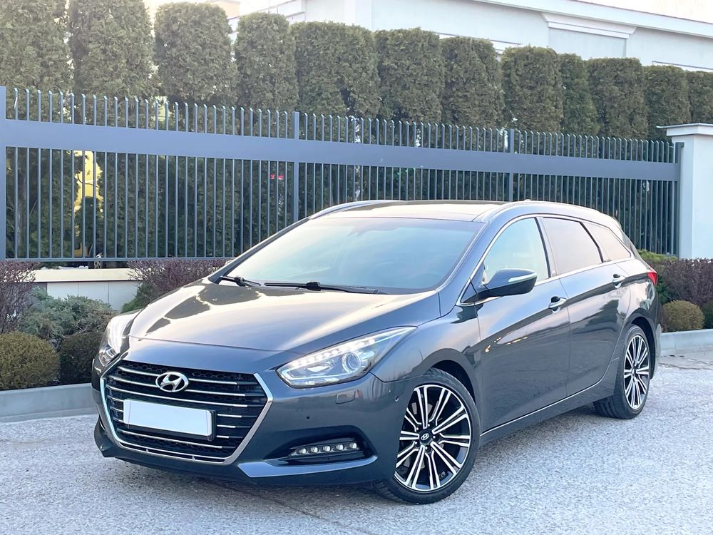 Hyundai i40 Kombi blue 1.7 CRDi DCT Premium 2017