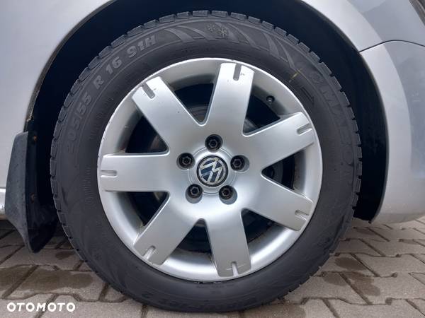 Volkswagen Jetta 1.6 TDI Comfortline - 25