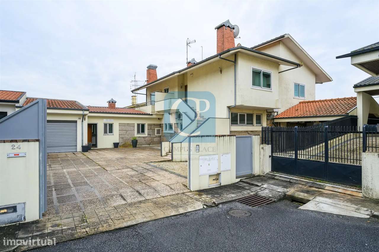 Moradia T3 com Restaurante, em Alfena, Valongo - Grande imagem: 5/44