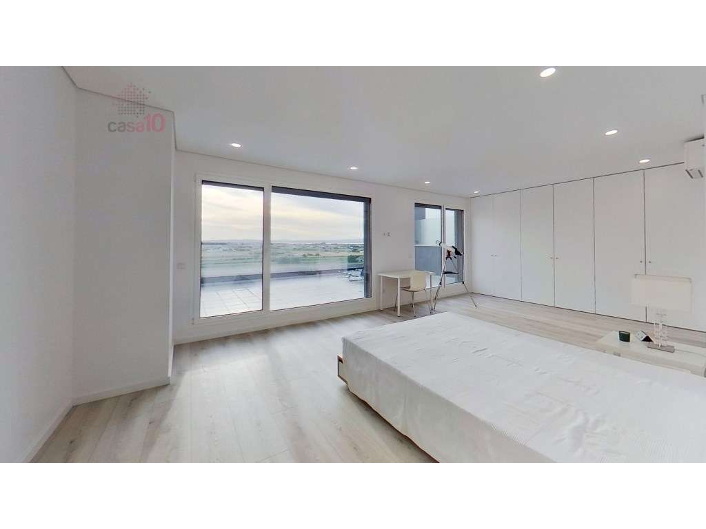 Penthouse Duplex T5 de Luxo, para venda no Montijo-25