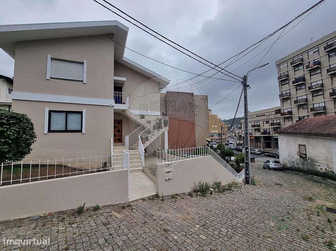 Moradia T3 para arrendamento - Grande imagem: 2/27