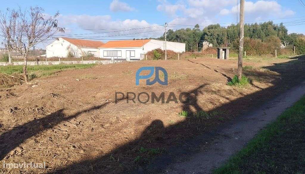 Terreno Urbano com Armazém | 3.800 m² | Valadares – Próximo da Praia - Grande imagem: 4/21