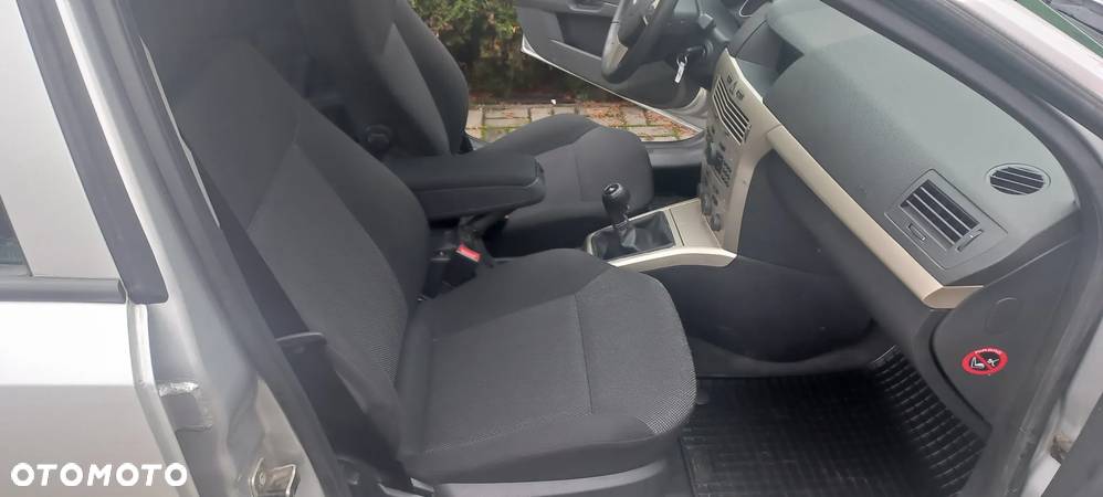 Opel Astra 1.6 Edition - 9