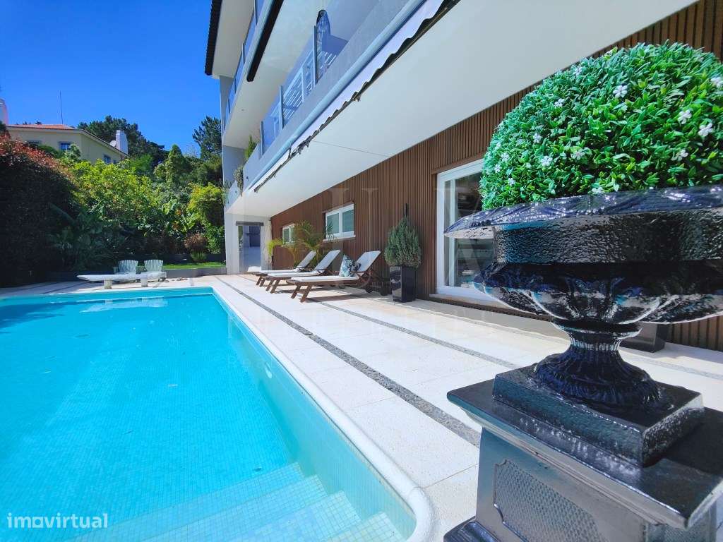 MORADIA DE LUXO NO CENTRO DO ESTORIL - Grande imagem: 2/54