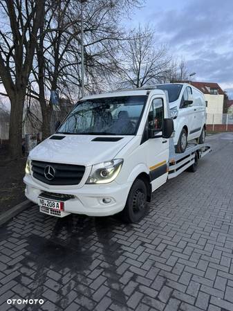 Mercedes-Benz Sprinter 519 - 8