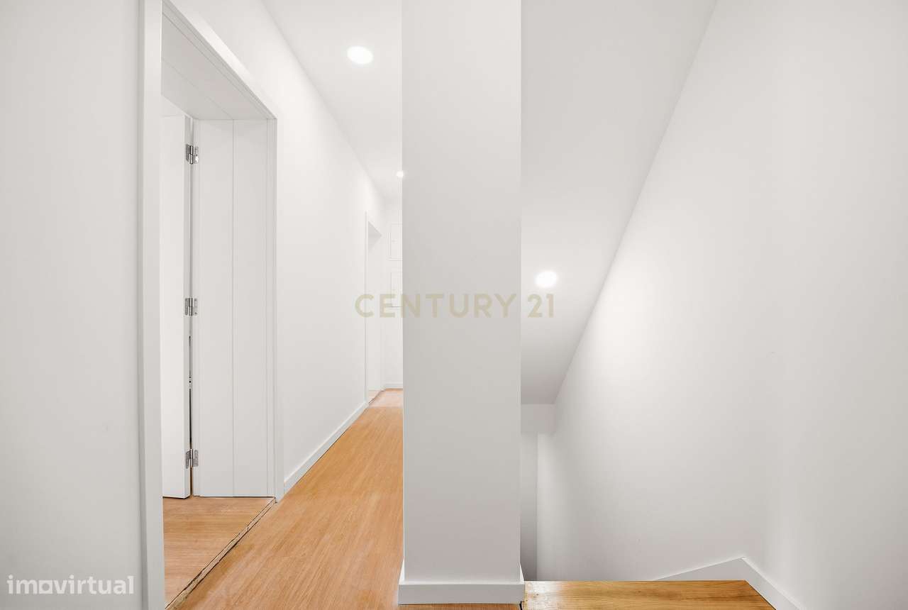 Dois estúdios para venda no centro de Coimbra - Oportunidade Única!-9