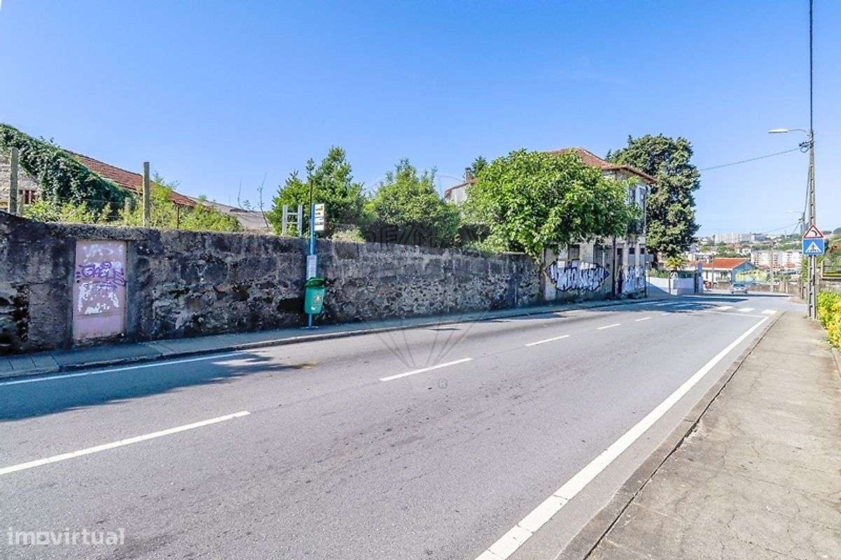 Moradia T6 para venda - Grande imagem: 4/17