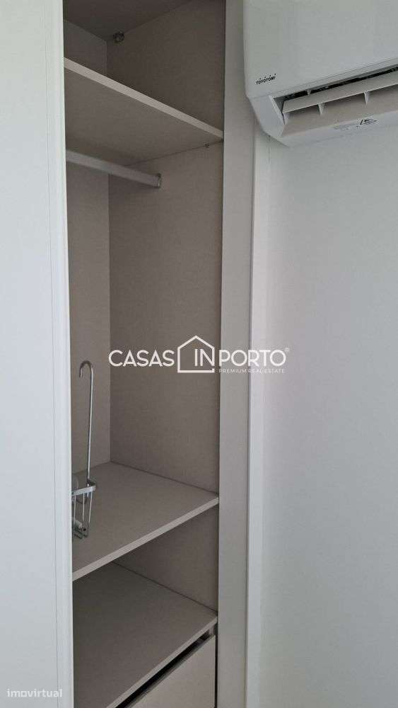 Moradia Triplex T2 com Terraço - Localização Premium junto à Lapa,-30