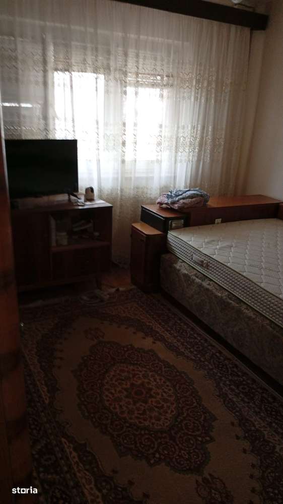 Decomandat, et.1/4, centrală termică, Rovine-Liceul Arghezi - Imagine principală: 2/6