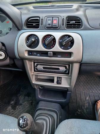 Nissan Micra 1.0 Comfort - 11