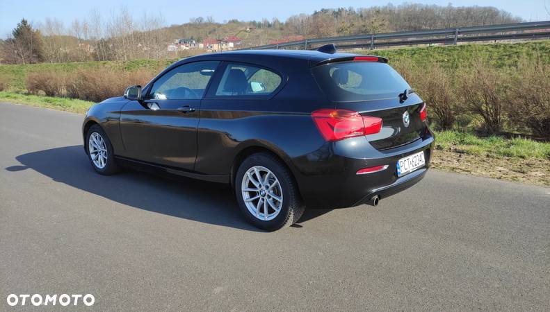 BMW Seria 1 118i Sport Line - 8