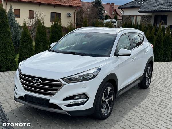 Hyundai Tucson 2.0 CRDI BlueDrive Comfort 2WD - 11