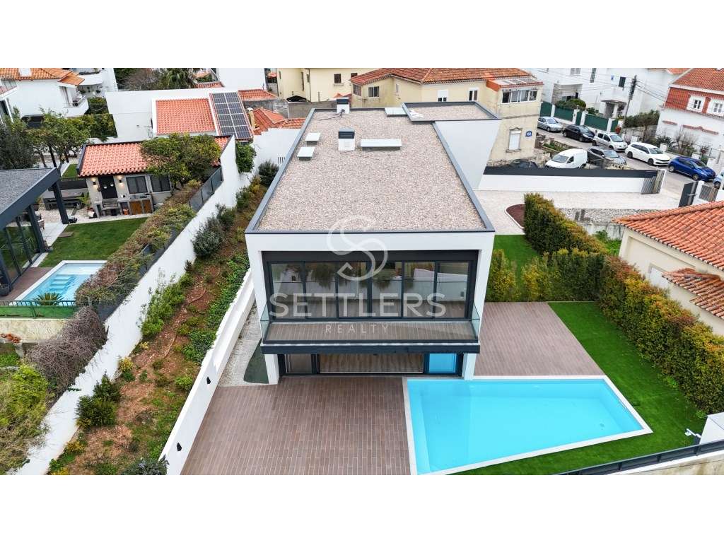 Moradia T4 isolada - Parede-32