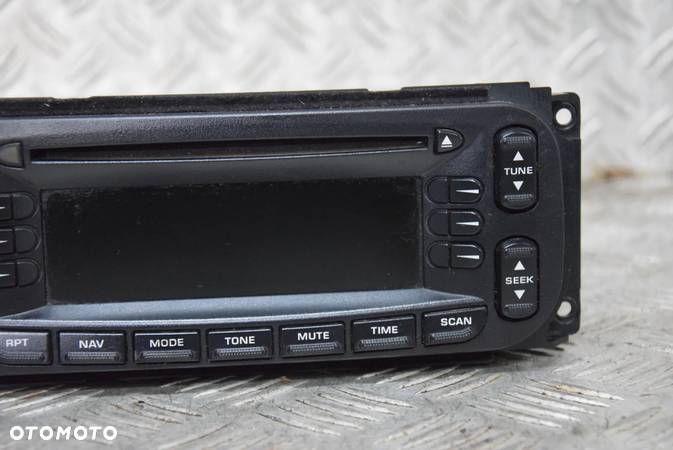 JEEP CHEROKEE KJ RADIO - 3