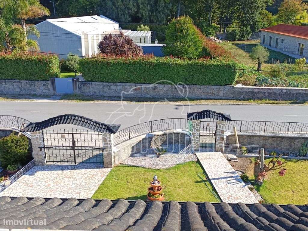 Moradia Isolada em Fragoso-2