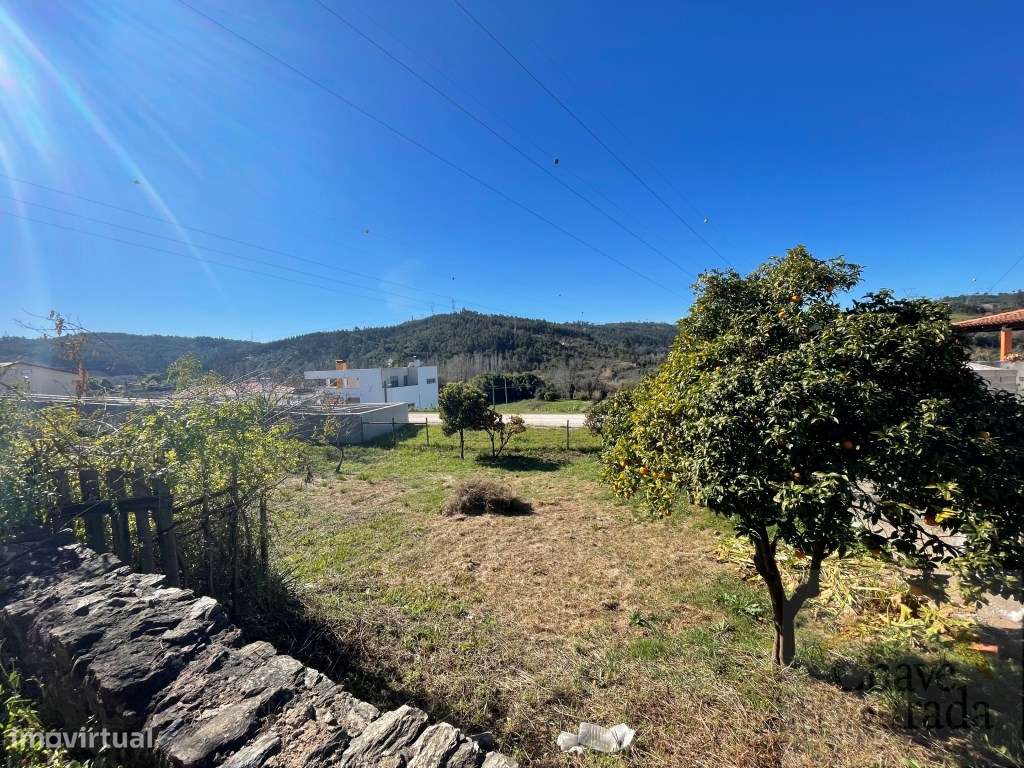 Projeto aprovado para para 2 moradias geminadas - Ceira - Grande imagem: 3/13