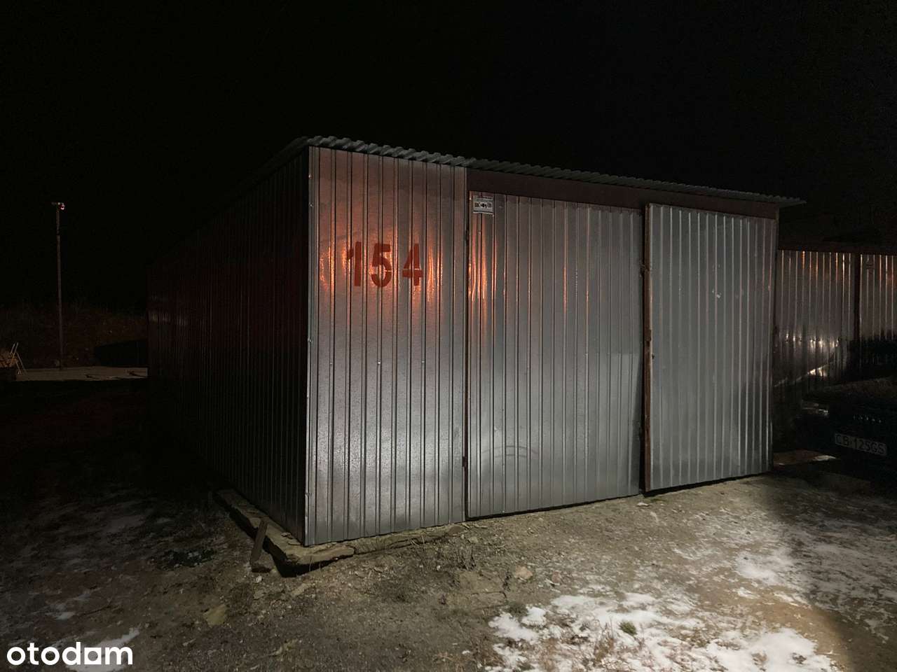 Sprzedam DUŻY Garaż Magazyn Fordon na parkingu strzeżonym