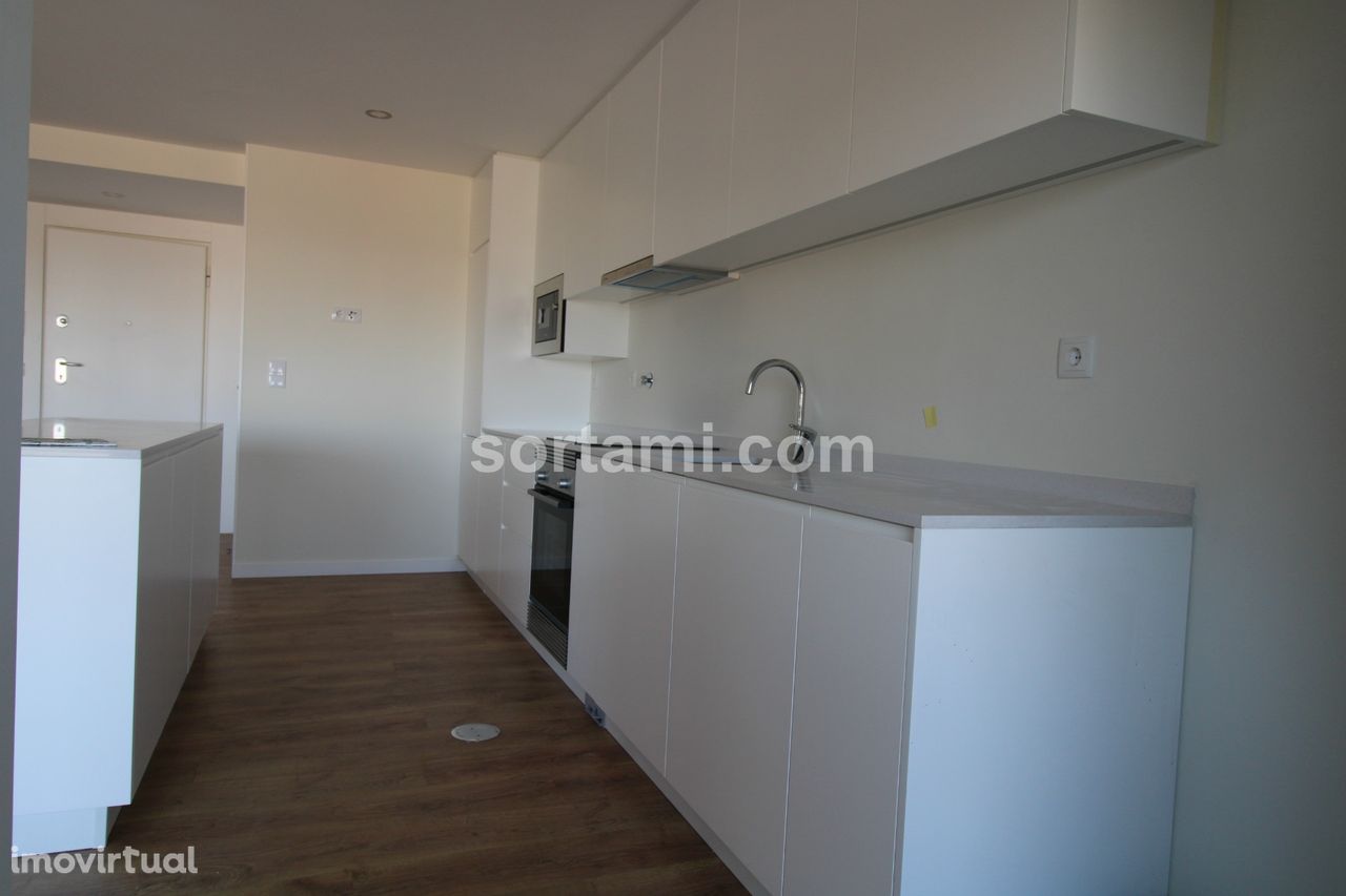 Apartamento T1+1 Venda em Paranhos,Porto