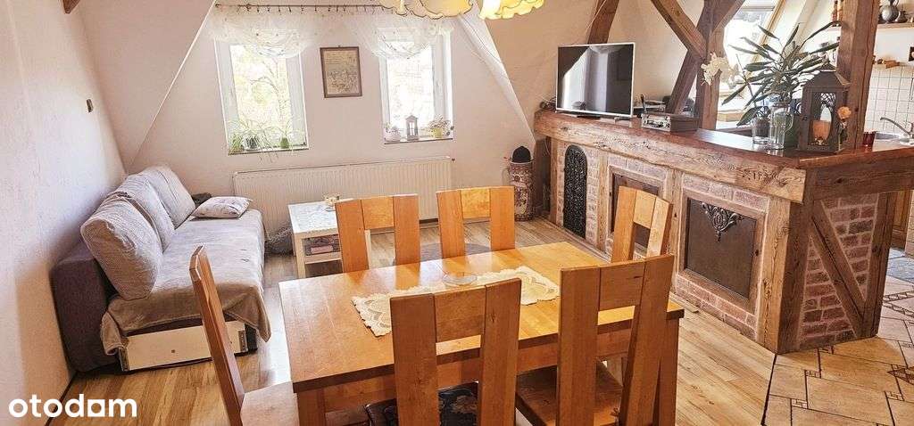 Nowa Cena - Urokliwe Mieszkanie w Centrum-0