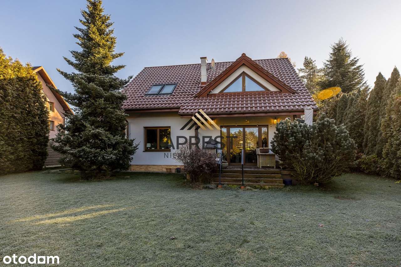 Dom w Kryspinowie z dużym ogrodem!-0