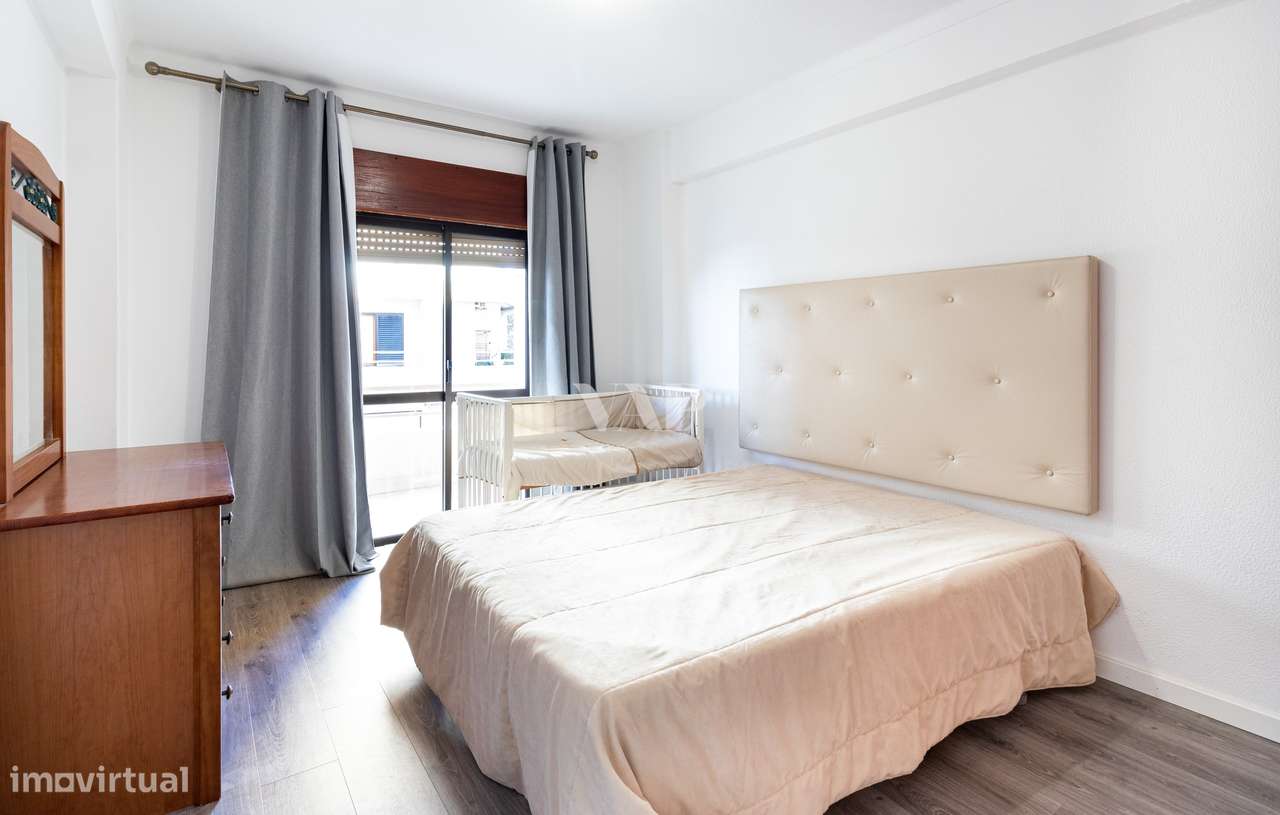 Apartamento T2 em Quarteira, a curta distância da praia - Grande imagem: 5/18