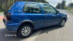 Volkswagen Golf - 4