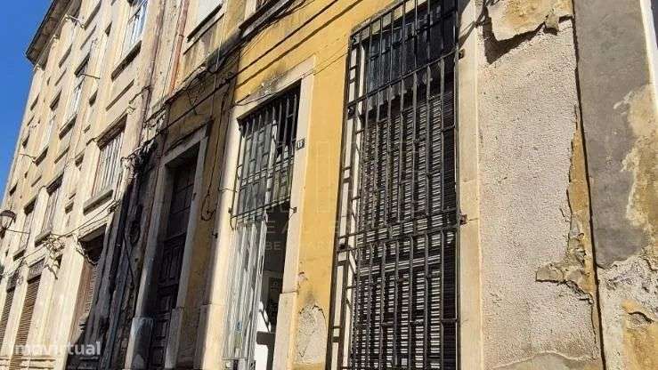 PRÉDIO NA BAIXA EM COIMBRA-6