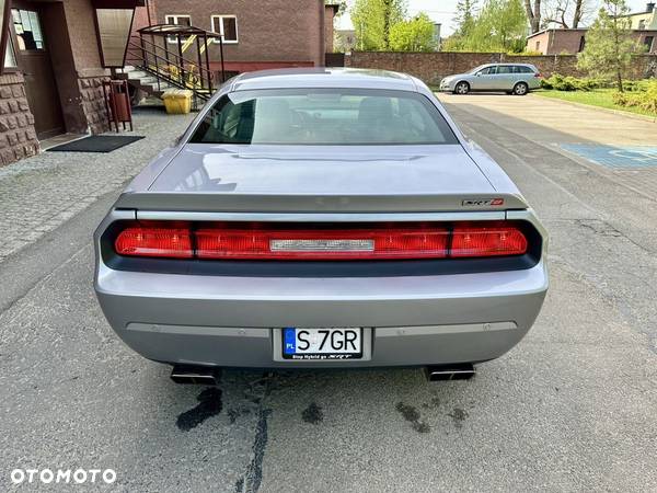 Dodge Challenger - 5