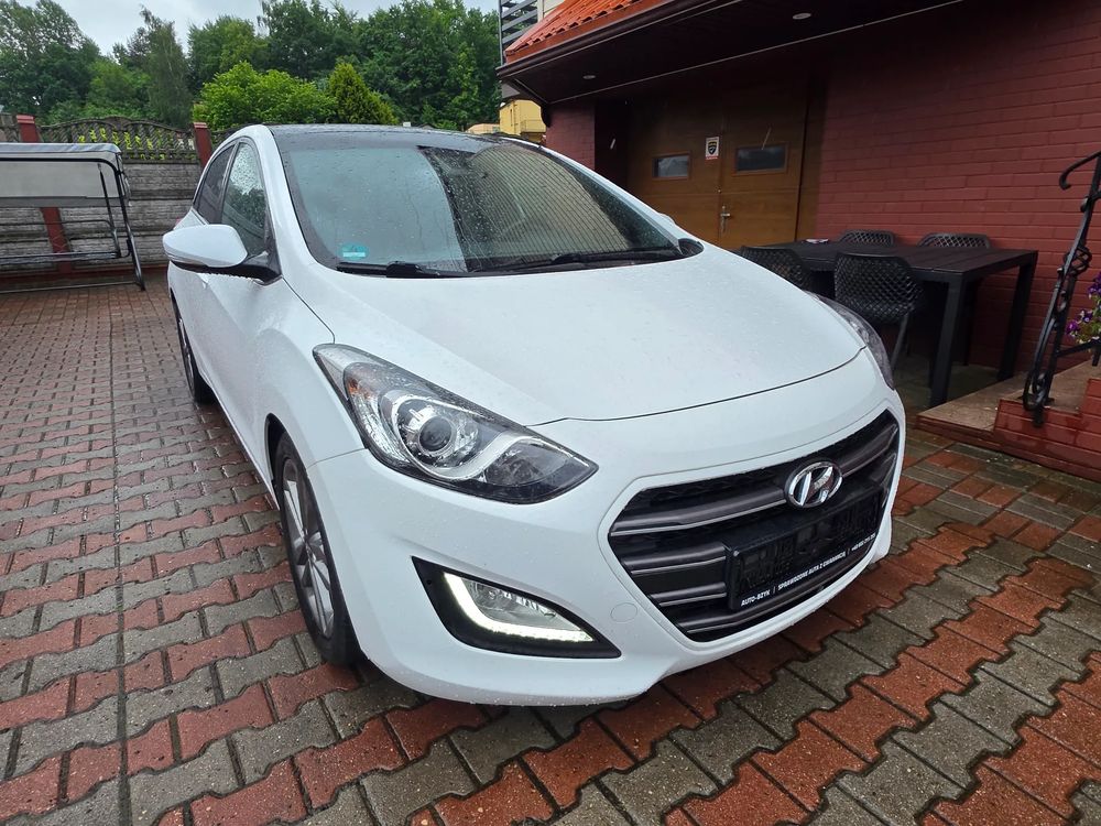 Hyundai i30 II blue 1.6 CRDi Passion 2016