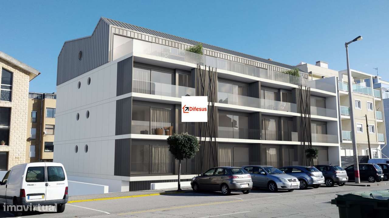 T3 Dpx Recuado - Praia da Barra - Grande imagem: 2/9