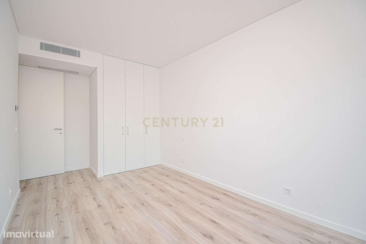 Apartamento T3 em Empreendimento Varandas da Torre em Carcavelos (Nova-13