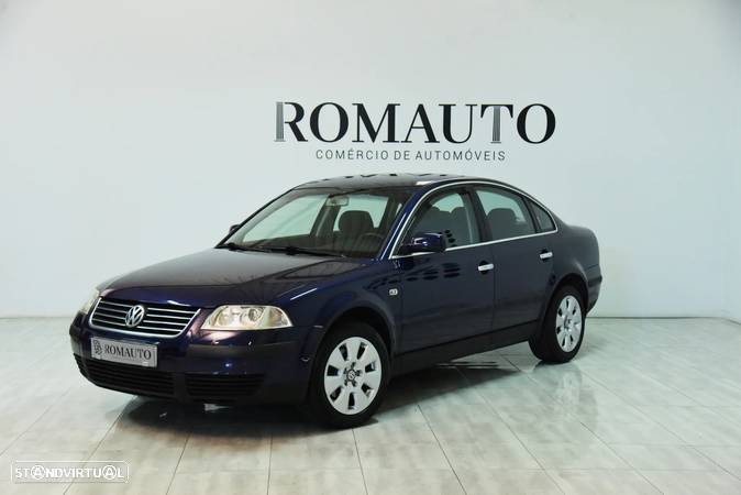 VW Passat 1.6 Confortline - 1