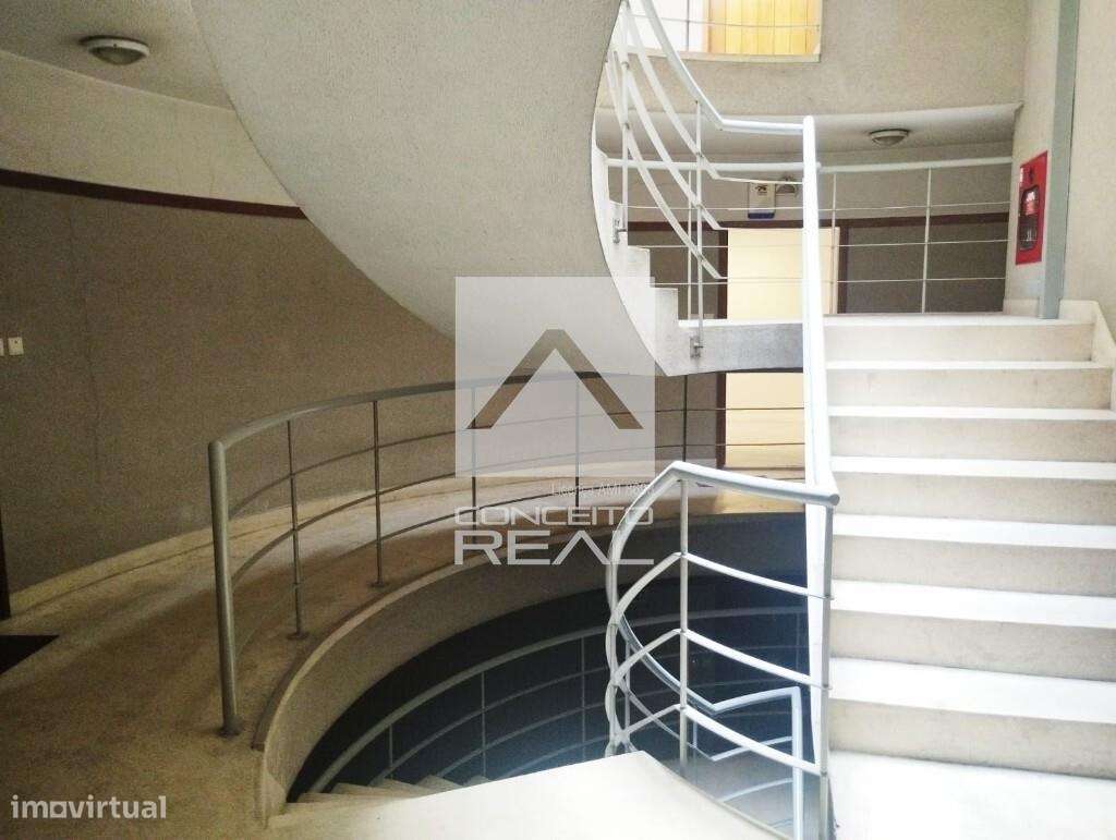 Apartamento T3 c/ 255m2 (Braga) - Grande imagem: 4/41