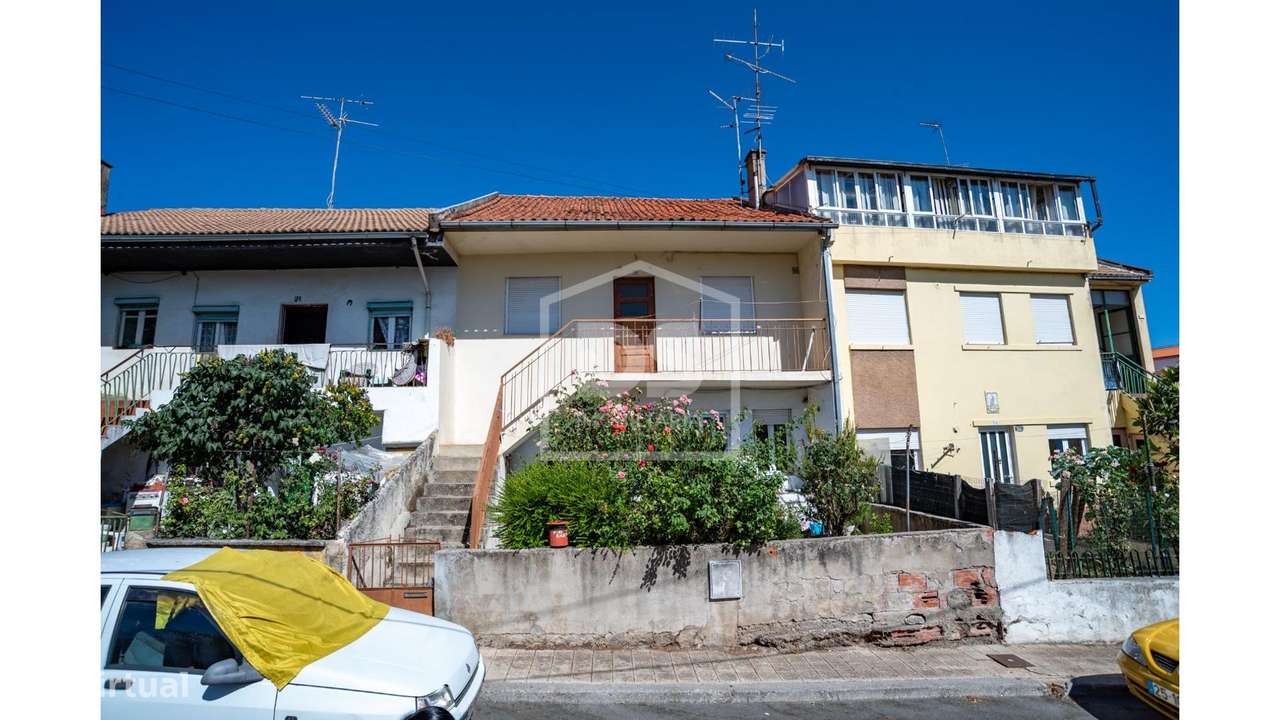 Moradia Rústica T6 Venda em Sé, Santa Maria e Meixedo,Bragança - Grande imagem: 2/11