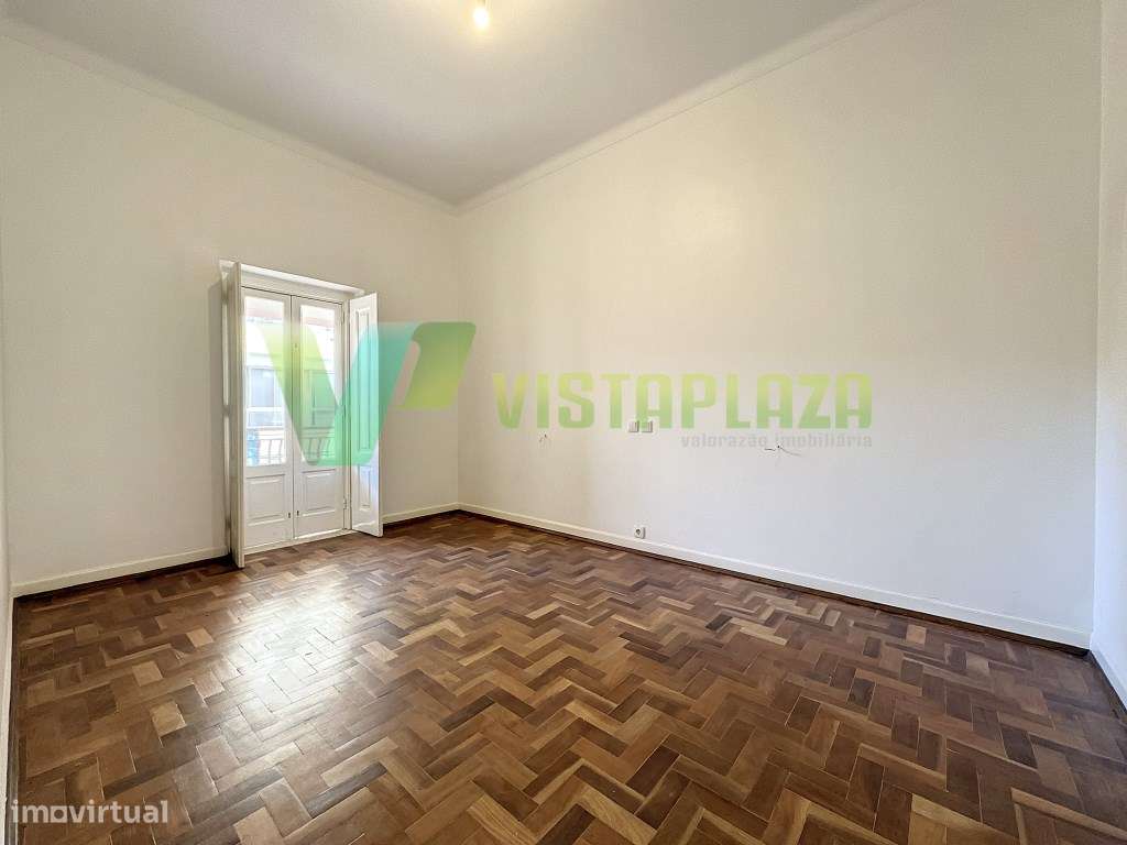 Moradia T4 Remodelada Centro de Portimão-23