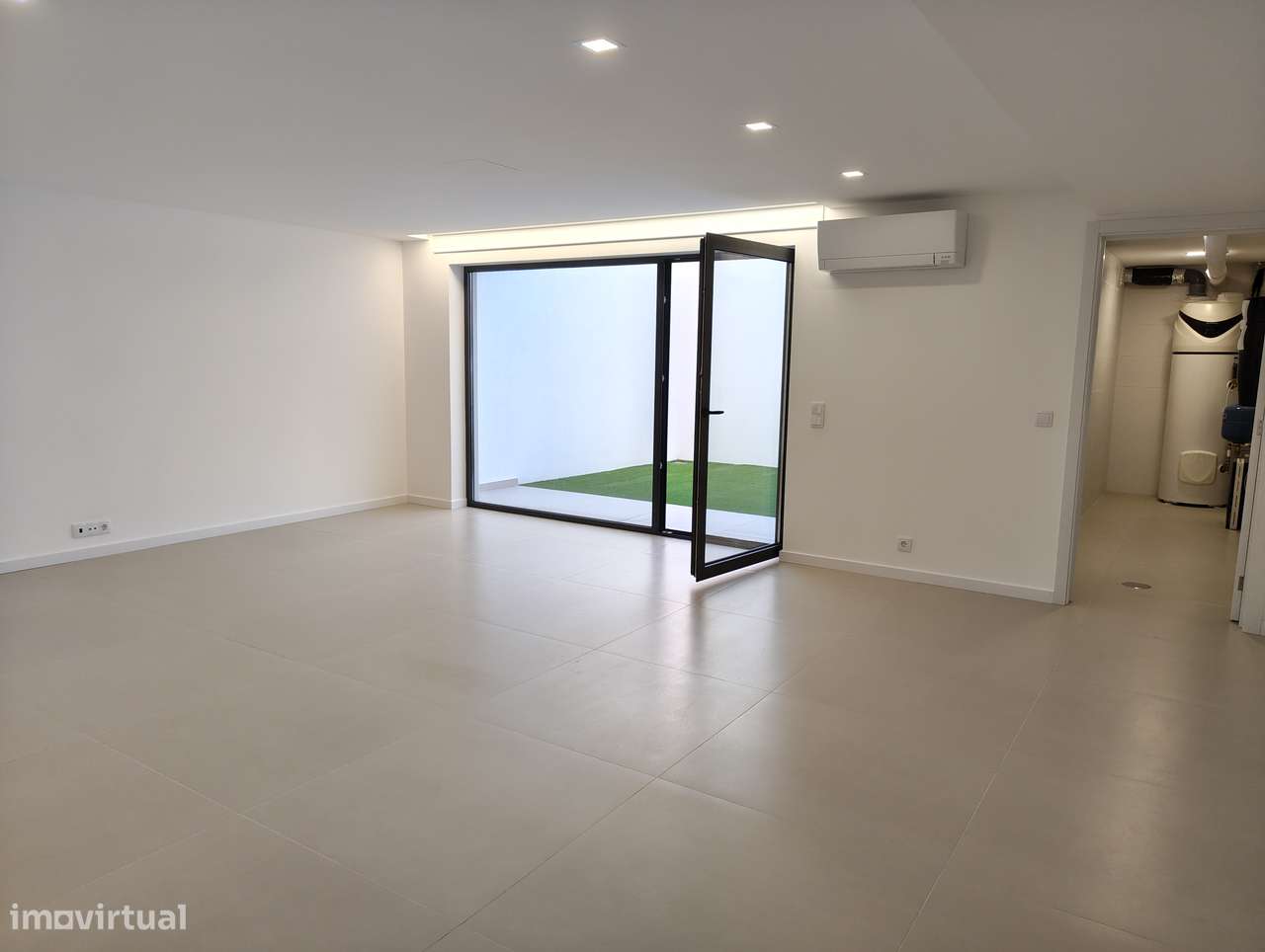 MORADIA de LUXO - PRONTA HABITAR - PRAIA SALGUEIROS - CANIDELO-48