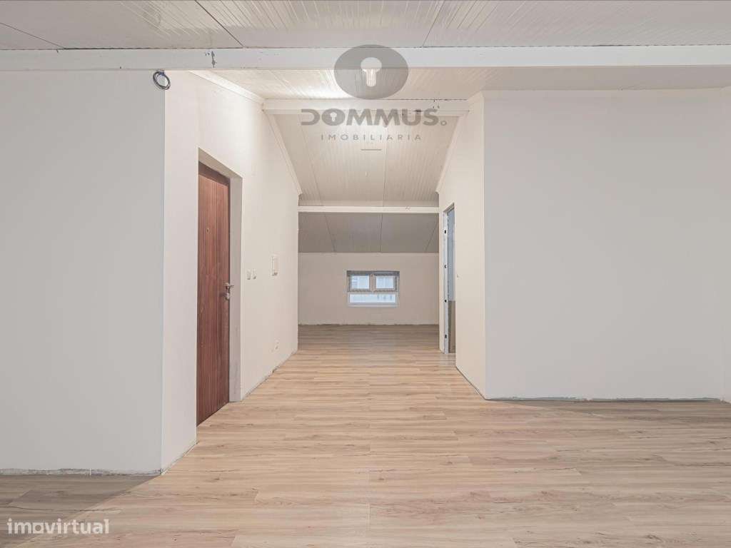 Apartamento T2 Duplex totalmente remodelado-28