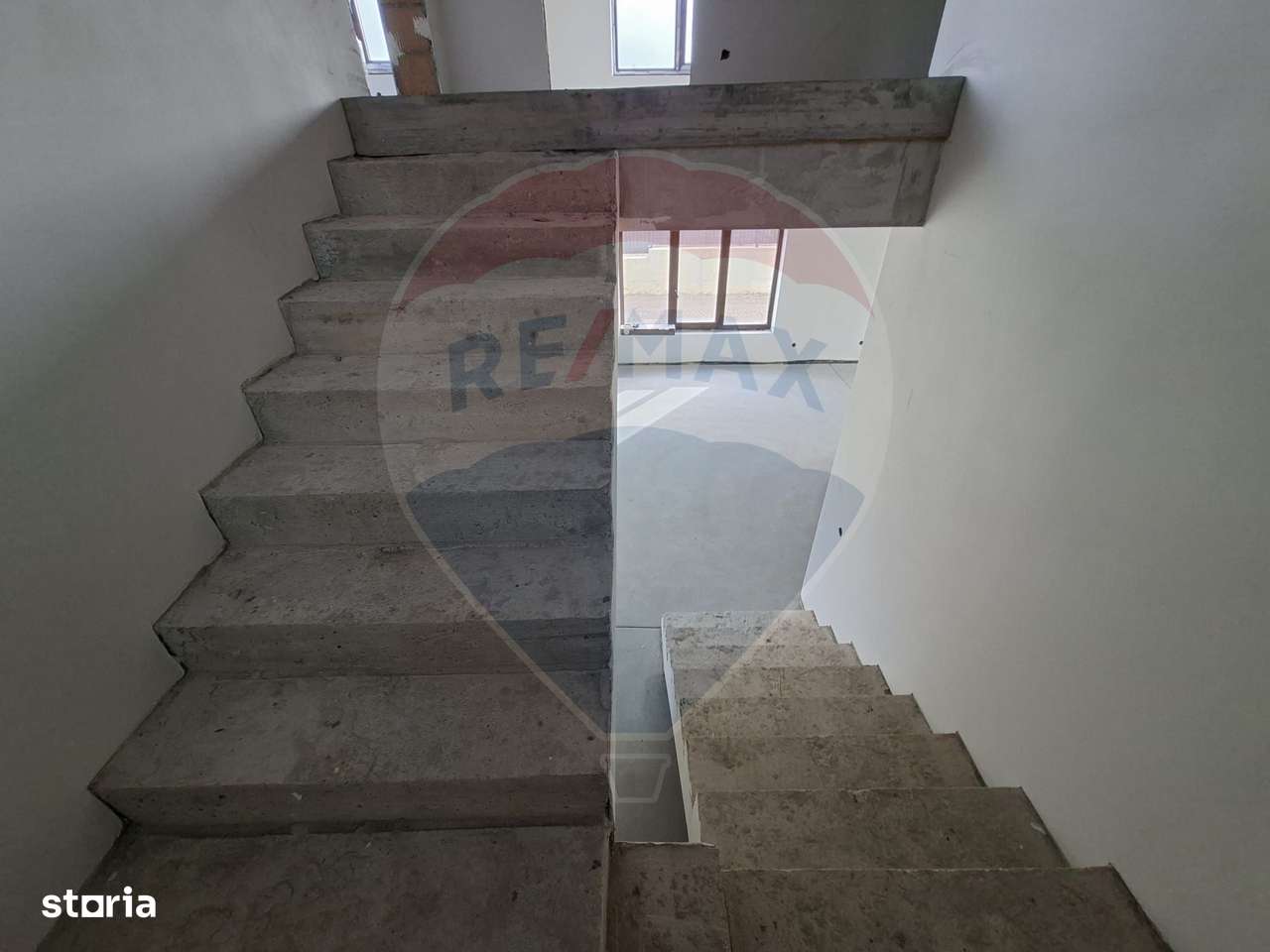 Vilă Individuală în Cisnădioara-19