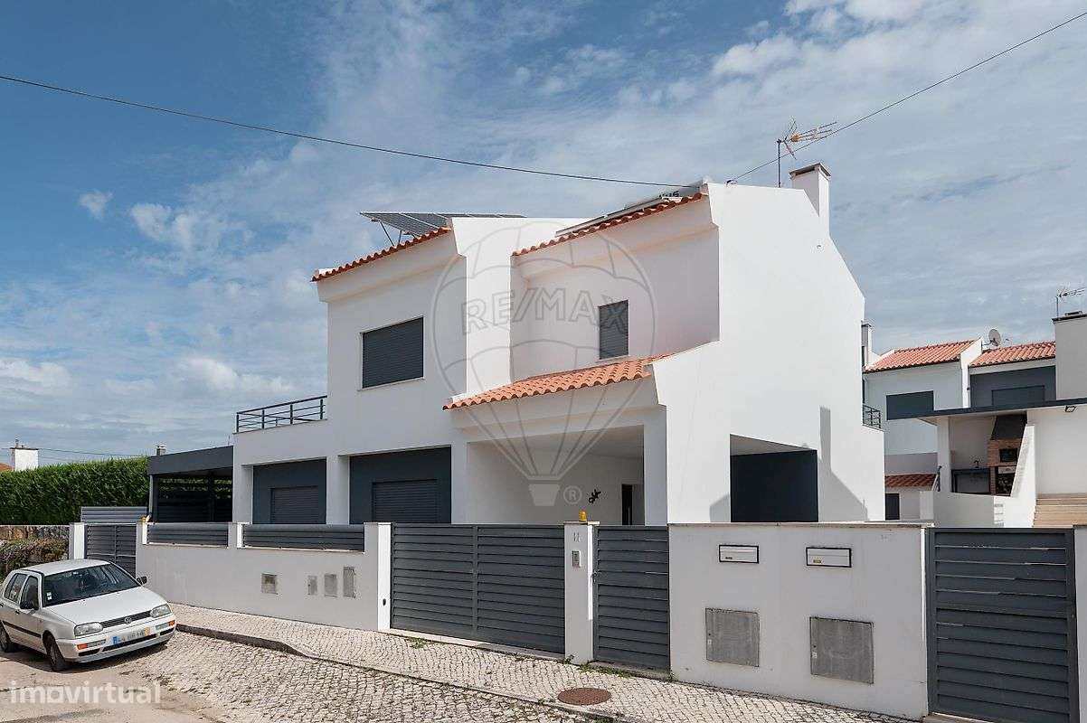 Moradia T4 para venda-40