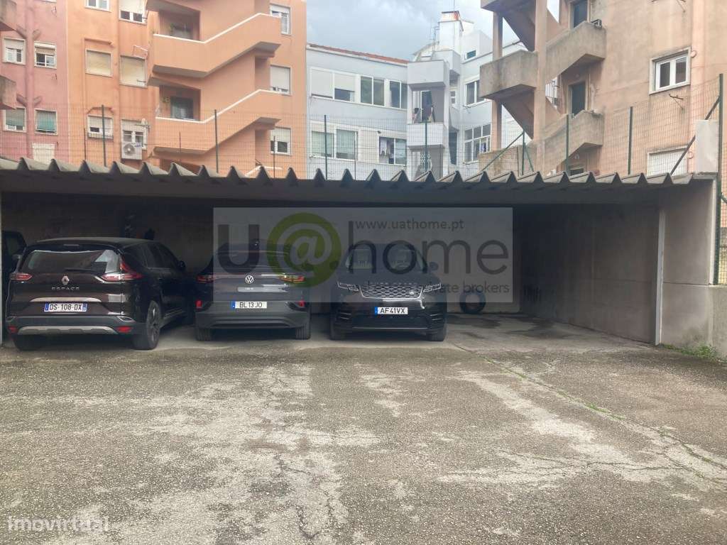 Apartamento T4+ 1 na Lapa-43