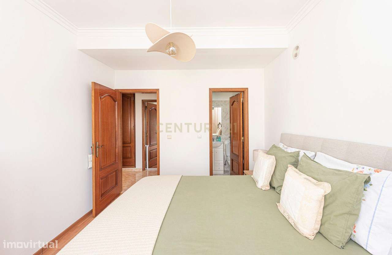 Excelente Apartamento T2  na Sobreda-18