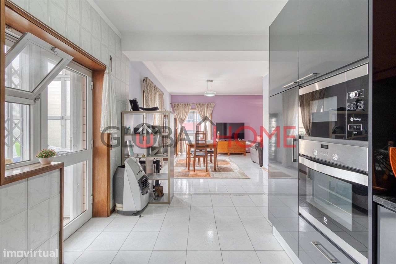 Apartamento T2 em Baguim do Monte, Rio Tinto-3