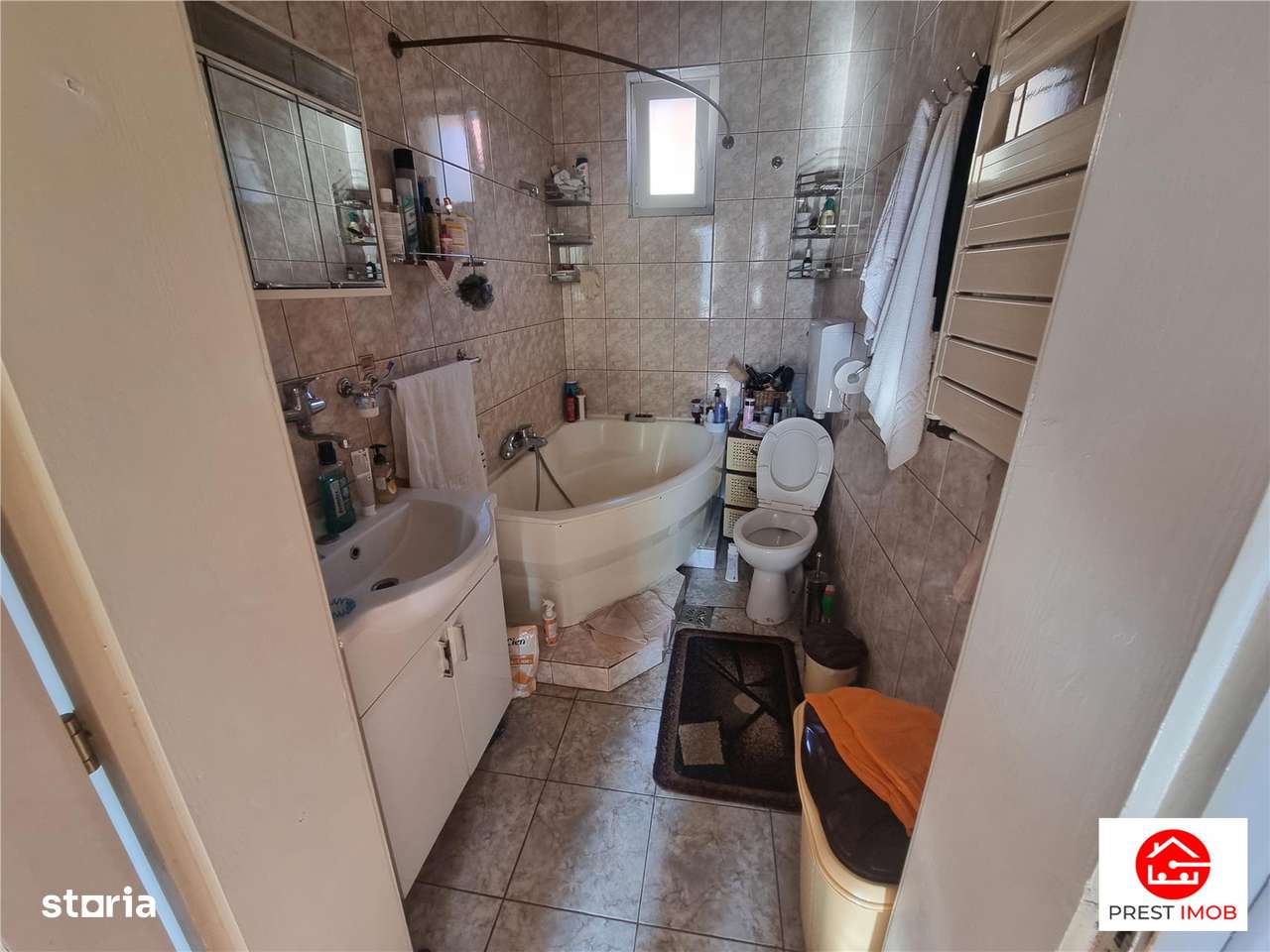 Casa independenta , vintage de vanzare , 300 mp cu teren de 1493 mp Sa-9
