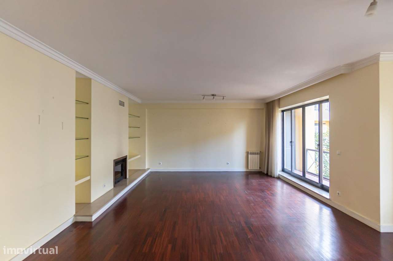 T3 no Amial, em Condomínio Reservado de Prestigio-2