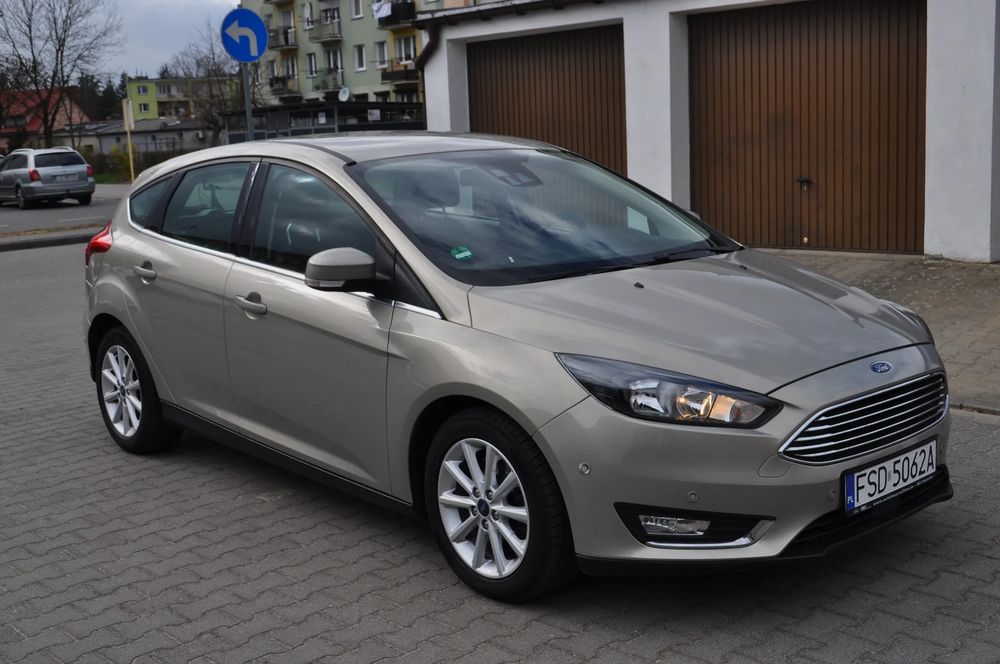 Ford Focus Mk3 (2010-2018) 1.5 EcoBoost Start-Stopp-System Business Edition 2015