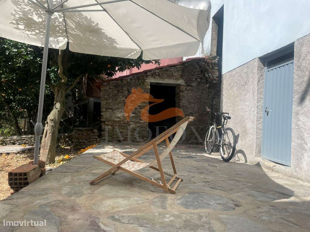 Casa com 2 quartos e jardim nas Corgas, Pomares - Arganil-19