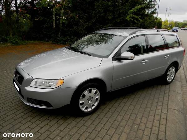 Volvo V70 2.0 Momentum - 2