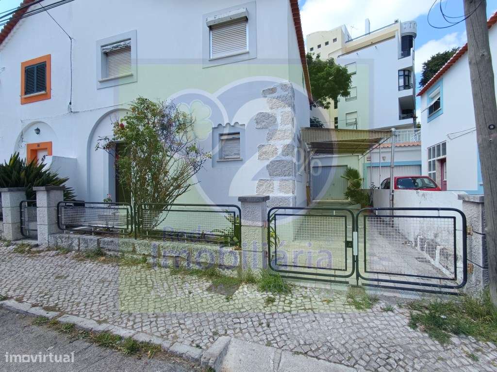 Moradia T3+1 , Almada-17