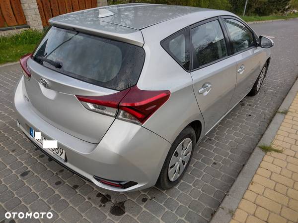 Toyota Auris 1.6 Active - 8