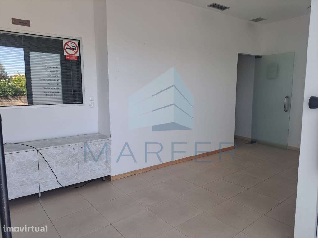 Loja com 100m2 frente ao mercado de Tires - Grande imagem: 4/11